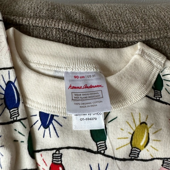 Hannah Andersson Pajama Set - Picture 3 of 3